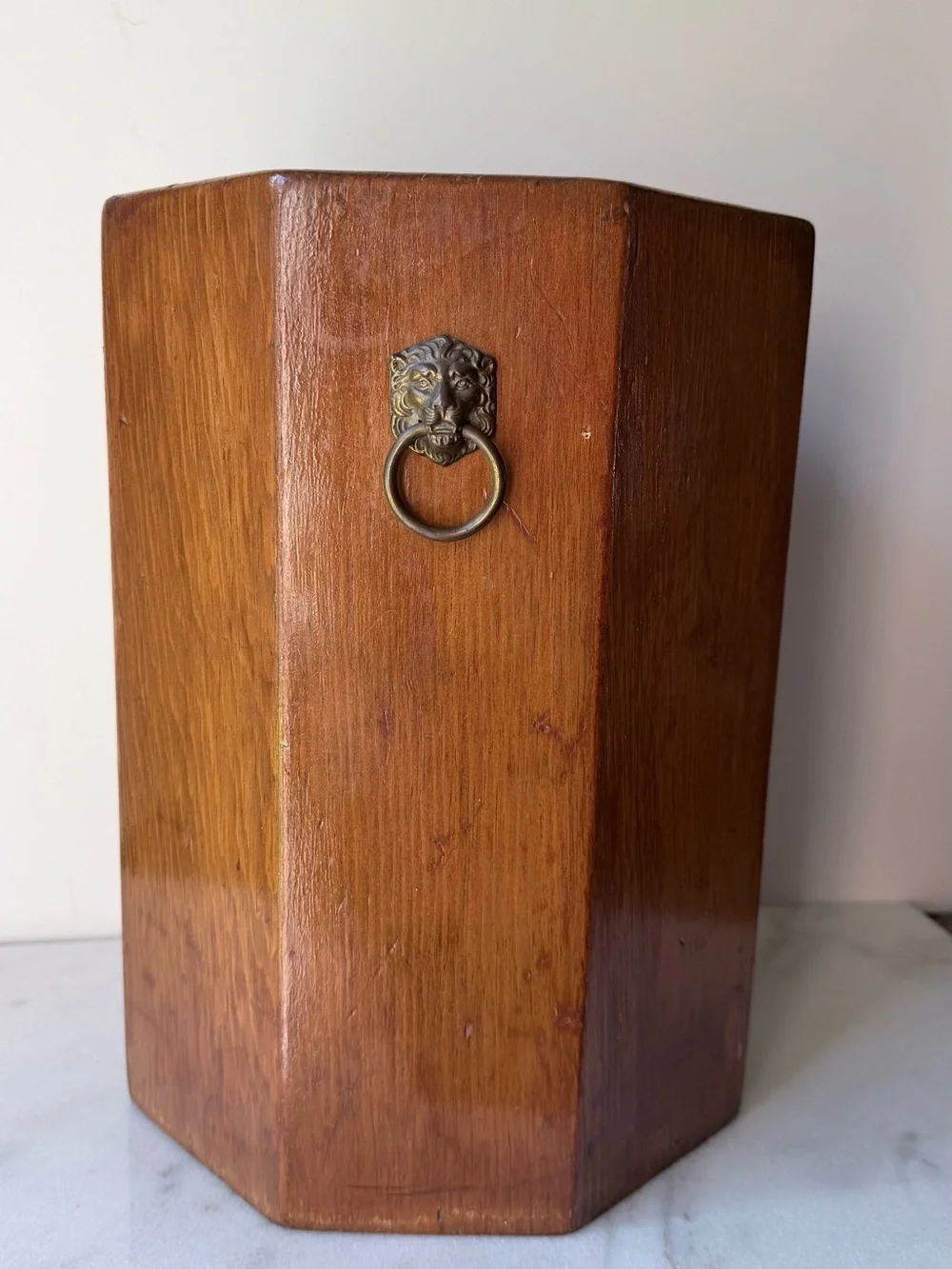 VTG /MC Wood Octagon Shape Trash Can Waste Bin With Lions Heads Unique Storage